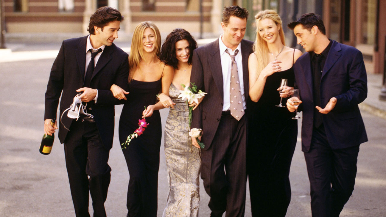 FRIENDS (NBC) season 6 1999-2000 Shown: David Schwimmer (as Ross Geller,) Jennifer Aniston (as Rachel Green), Courteney Cox (as Monica Geller), Matthew Perry (as Chandler Bing), Lisa Kudrow (as Phoebe Buffay), Matt LeBlanc (Joey Tribbiani)